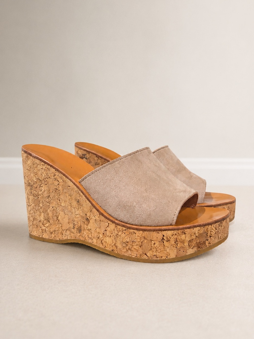 K. JACQUES Saint Tropez Timor Wedges in Velours Fango, SZ 38 (US 7.5-8) EUC